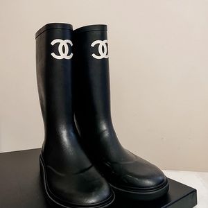 Chanel Rainboots in Black